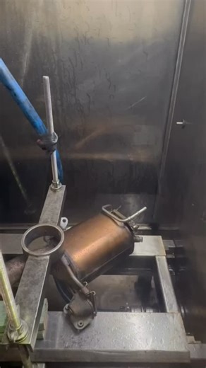 This week in the workshop! An Audi Q7 dpf clean! Extra soot build up cases the filter to back up when deep cleaning. That is what causes the water explosion during the process. If a dpf filter is extra dirty we clean it twice! #herveybay #dpfcleaning #mechanicqld #frasercoast #dpfclean #carinstagram #vehiclemaintenance #dieselparticulatefilter | Ultimate DPF Cleaning QLD/Carbon Clean