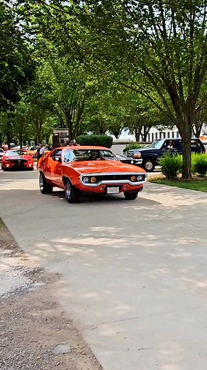 1971 Plymouth Road Runner Classic Car Drive By Engine Sound Easy Rodders Car Show 2024#90 | Addison Perkins