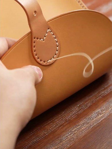 How tu use Manual Sewing Machine？ #leathercraft