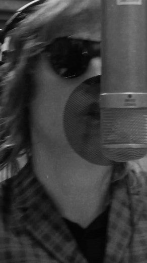 The Struts on Instagram: "BTS of our time at the legendary Sunset Sound studio in LA, recording our latest single CANT STOP TALKING ️"