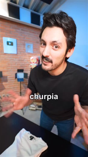 Adolfo on Instagram: "Cómo doblar la ropa rápido"