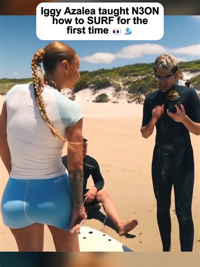 Iggy Azalea taught N3ON how to SURF for the first time #n3on #iggyazalea #australia #surfing #fyp