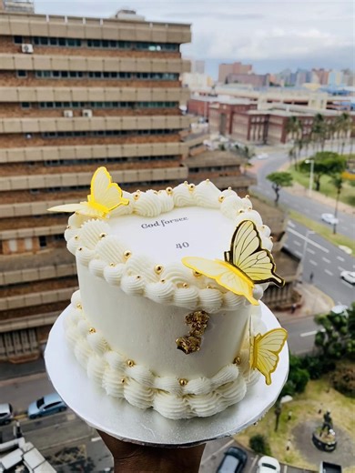 Heart cake 🥰❤️❤️