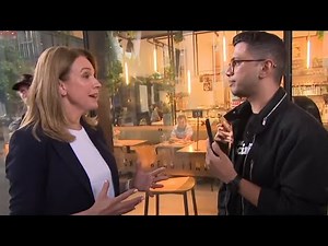 ‘Here to listen’: Sloane talks back to disrespectful hecklers