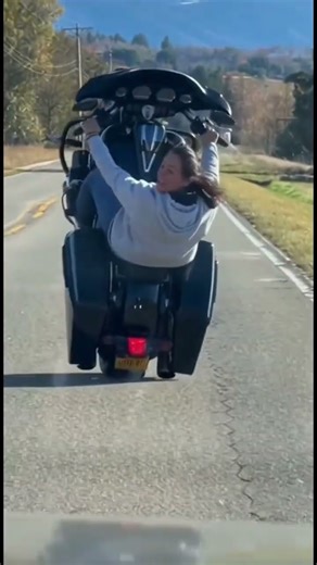 Bagger wheelie FAIL #shorts #fail #harleydavidson