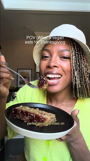 What This Vegan Eats on Thanksgiving 🍁 #vegansoulfood