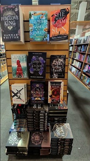 CHAPTERS Canada Finds