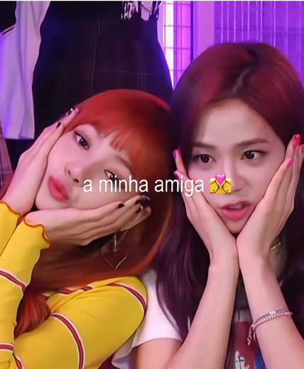 Histórias de Jisoo e Lisa do BLACKPINK
