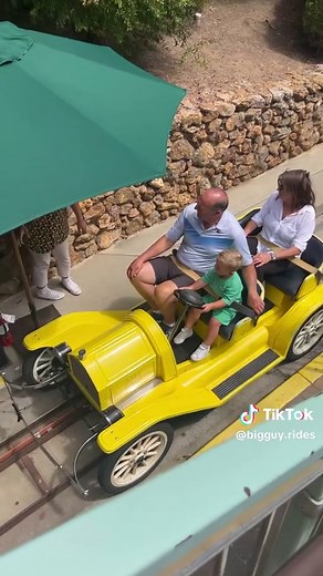 Gilroy Gardens: Comprehensive Park Review and Tour