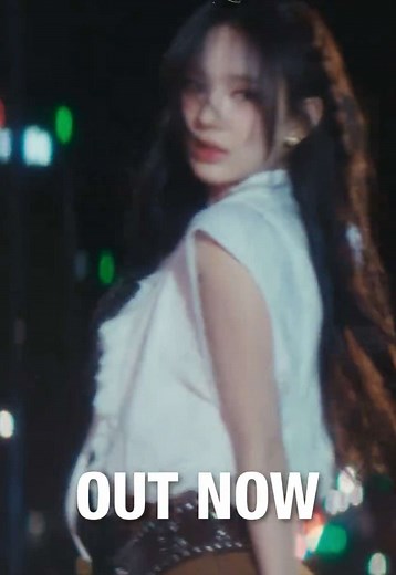 IZNA 'SIGN' Music Video Release and Highlights