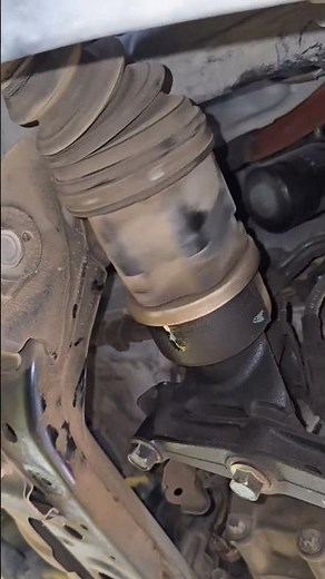 Toyota Land Cruiser Front Axle Seal Replacement | Fixing Oil Leak Part 2of2