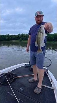 I Almost Made a Boo-boo Arkansas Big Bass LLC on Arkansas River #bassfishing
