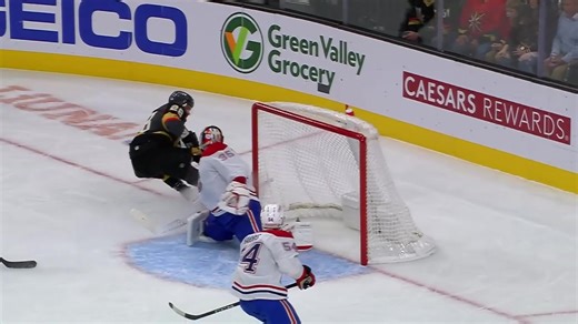 Nice backhand dish by Stephenson to set up Carrier backdoor. ⚔️ | Sportsnet