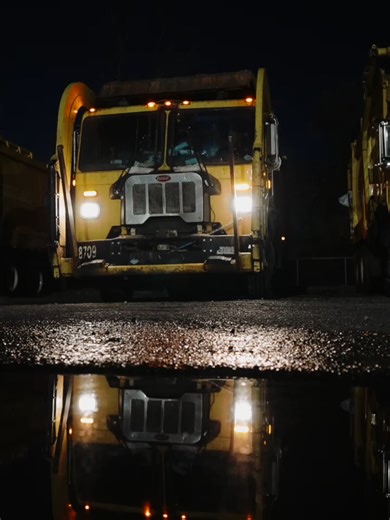How Helper Routes Keep Waste Collection Running Smoothly Waste collection is rarely a solo effort. Helper routes provide critical flexibility when routes run heavy, conditions change, or unexpected service needs arise. In Columbus, helper crews play an important role in maintaining reliability by supporting primary drivers and ensuring neighborhoods stay on schedule. It’s a great example of how coordination, teamwork, and technology work together to keep operations running smoothly from start to