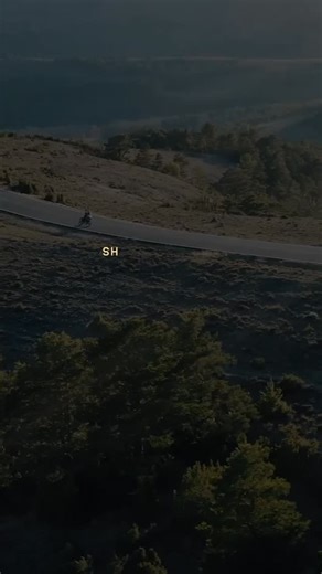 The Shoei Neotec 3 features new enhancements and improvements, demonstrating SHOEI’s dedication towards perfection. With the new Shoei Neotec 3, you can journey farther and explore more with its versatile features. It’s SHOEI’s most advanced modular helmet yet, designed to take your adventures to the next level. Keep it close to home and support your local family business! Now available at Great Southern Motorcycles, 19-21 Chester Pass Road, Albany or call ☎️ 08 9841 2246. #shoeineotec3 #neotec3