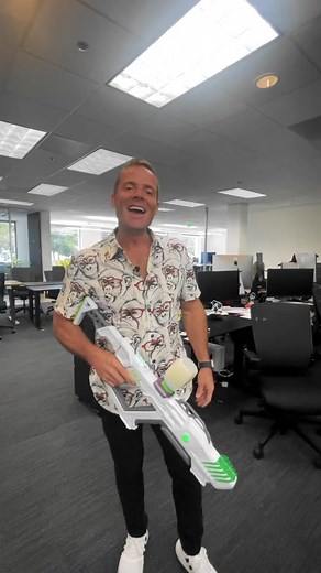 First Look at Walmart Exclusive Gel Blaster Surge XL Day and Nite