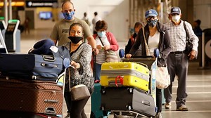 Airlines may ban passengers who refuse to wear masks