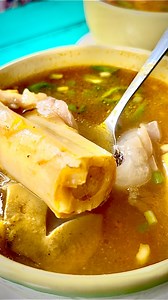 ‼️BEST PATA IN BACOLOD⁉️ Ang sarap humigop ng mainit na sabaw lalo na ngayong umuulan at dahil diyan meron kaming bagong Dexcovery na bukod sa masarap ay budget friendly din ang kanilang mainit at masarap na Ilonggo Soup na kung tawagin ay Pata.Bukod dito meron din silang mga sizzling meals at ang kanilang 2pcs. Pork BBQ with Java Rice ay 52 Pesos lang.Namit gid😋 Ta mahigop na ta sang manamit nga sabaw sang Pata‼️ 🍲Smoko 📍Rosario-Libertad St.Bacolod City (Infront of IMart) | Dextination