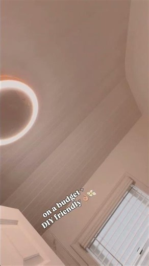 🙌🏽 Check out this popcorn ceiling simple DIY upgrade ✨ Part 1 ✨