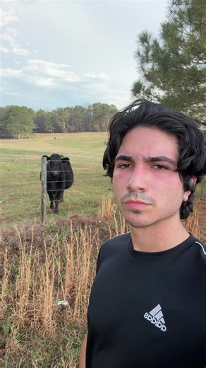 Vic (@crownnvic)’s videos with som original - ️