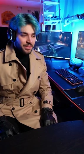 My Headset BROKE! 😭 #Shorts #Tech #Gaming #HeadsetRepair #HeadsetFix #HowTo #Audio2025