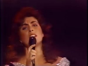 #OnThisDay #TV March 26, 1983 Laura appeared once again on the hit TV music show SOLID GOLD, this time promoting her BRANIGAN 2 album. Earlier in the show she performed "Solitaire," the lead single from the album, and then returned later for a great performance of the Journey hit, "Separate Ways," as a duet with "Solid Gold" host Rex Smith. ~ Kathy Golik, Legacy Manager 🔷Captions provided #LauraBranigan #SeparateWays #SolidGold #RexSmith #Duet #Solitaire #Branigan2 #Singer #80s #Pop #PopMusic #