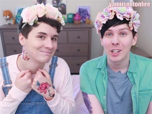 pastel dan and phil edit because my moot/oomf inspired me.. 😳 #danandphil #dnp #danielhowell #phillester #danandphiledit