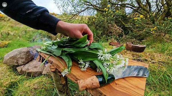 THE BEST CAMPFIRE BREAKFAST