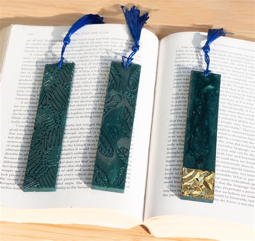 Handmade Epoxy Bookmark – Luxury Green Bookmark With Leaf Relief & Gold Accent – Gift for Readers - Etsy