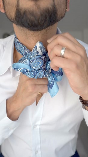 5.5M views · 73K reactions | To incorporate an Ascot neck scarf into...