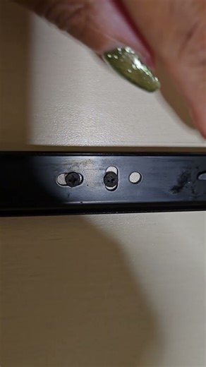 How to pull out your drawers ( dresser)