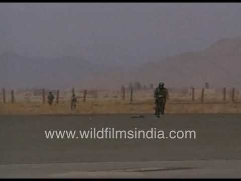 Indian Airlines Flight 814 hijacked from Kathmandu to Kandahar - Archival footage of rescue