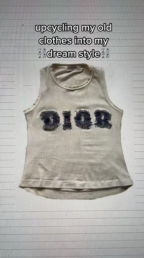 Upcycling Old Clothes into Dream Style: DIY Tutorial