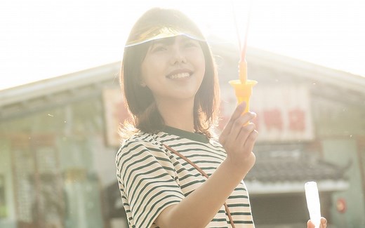 有颜值，有担当！富士XT200上手体验，Vlog随拍记录，胶片模拟直出，入门优选！