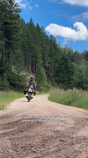 Harley Sturgis = iconic. I’ve ridden the @hdpanamerica a handful of times now, and every ride impresses me, in all the best ways. You know what’s also impressive? The Black Hills… wow. I had no idea how rad the riding is out here. Gotta say, there’s something pretty special about being in Sturgis (the epicenter of all things Harley IMO) and riding a Harley myself— but doing it my way and absolutely loving it: dirt > pavement every time! Thanks to the awesome Pan America crew for setting me up wi