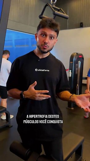 Exercícios para costas: puxada triângulo e puxada alta para cintura