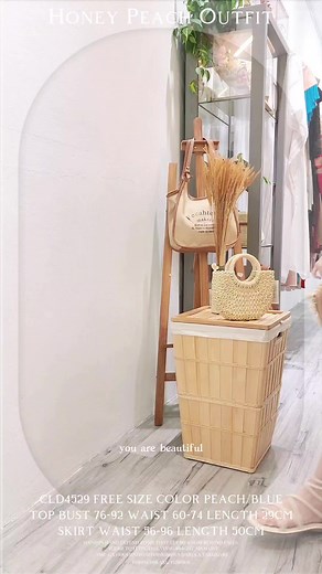 1.8K views | 这印花套装怎么那么好看 是大家都爱的波西米亚风＞布料轻薄飘逸 是很柔软那种！ 直接一套不需要烦恼搭配...