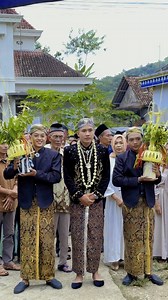 6.3K views · 62K reactions | Temu Manten Jawa #weddingtulungagung #muatulungagung #muajawatimur #weddingimpian #panggihmantenjawa | Yunida Weding | Facebook