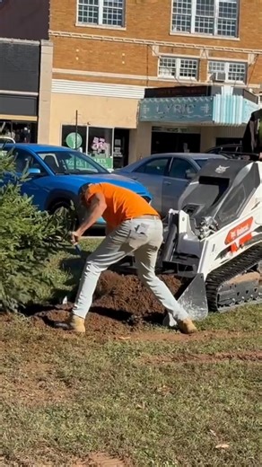 4.1K views · 19 reactions | Christmas Tree Lighting in Downtown Harrison tonight at 6 pm. Special music and lots of fun. Don’t miss it! | City of Harrison, Arkansas – Government | Facebook