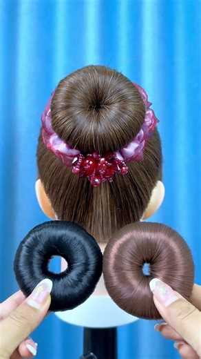 Master Women's Braiding: A Daily Tutorial