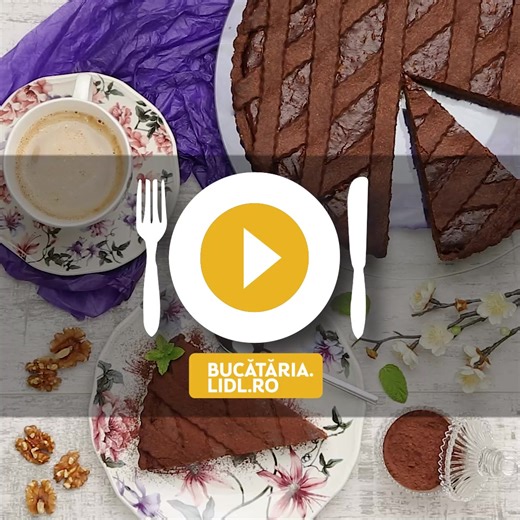 56K views · 350 reactions | În weekend luăm masa în familie și, de ce nu, o încheiem cu un desert. 葉 Ce spui de această tartă delicioasă: https://bit.ly/3QOYdgE? | Lidl Romania | Facebook