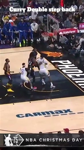 Curry Using Double step back move in front of booker #nbagamehighlights #nbashortvideos #sc30