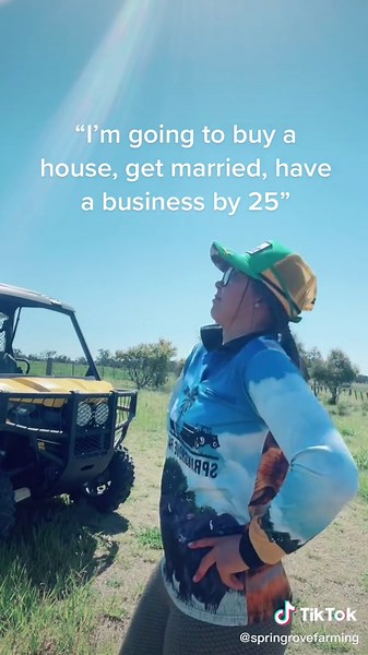 How cute is my dog 😍 #springrovefarming #sgfarming #countrytruckercaps #smallbusiness #pighunting #farming