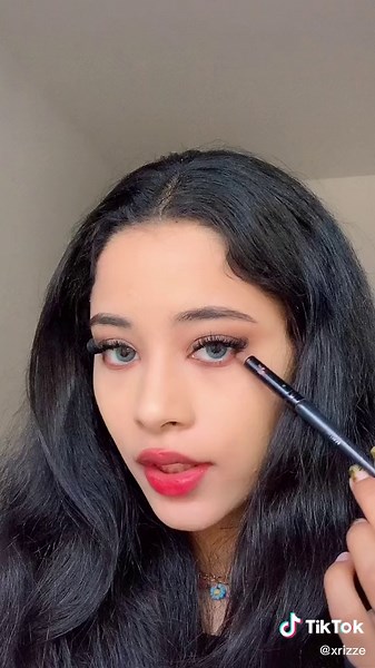 Female Muzan Inspired Makeup Tutorial