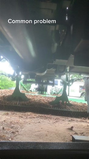 John Deere 5055E Fuel Problems: Troubleshooting Low Fuel Pressure