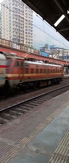 RAIL SERVING NATION.