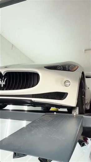Maseratti Gran Turismo Insana