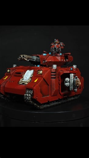 ArtuGod on Instagram: "Baal Predator 🩸🪽 . . . . . . . . #spacemarines #bloodangels #baalpredator #miniaturepainting #miniature #red #warhammer40k #warhammercommunity #art #tank"