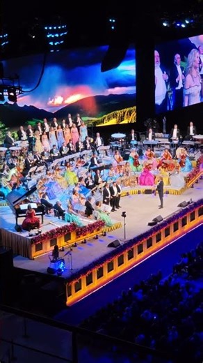 Andre rieu Barcelona and the tree tenors #orchestra #classicalmusic #opera