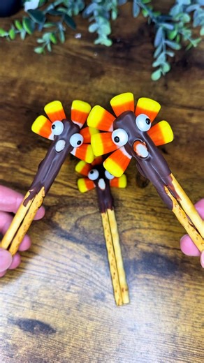 11K views · 96 reactions | Thanksgiving Snack Hack: Candy Corn...